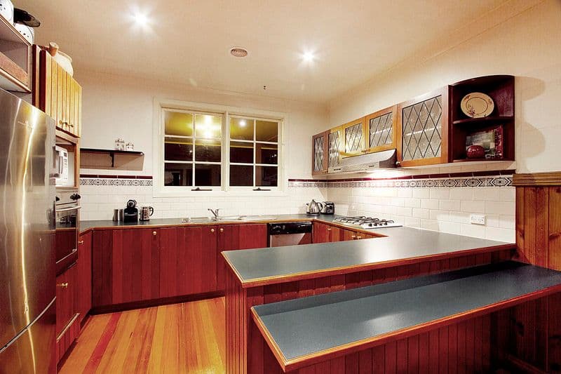 2 Peachwood Rise, DONCASTER EAST VIC 3109, Doncaster East - Thumbnail 3