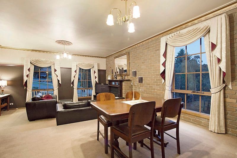 2 Peachwood Rise, DONCASTER EAST VIC 3109, Doncaster East - Thumbnail 4