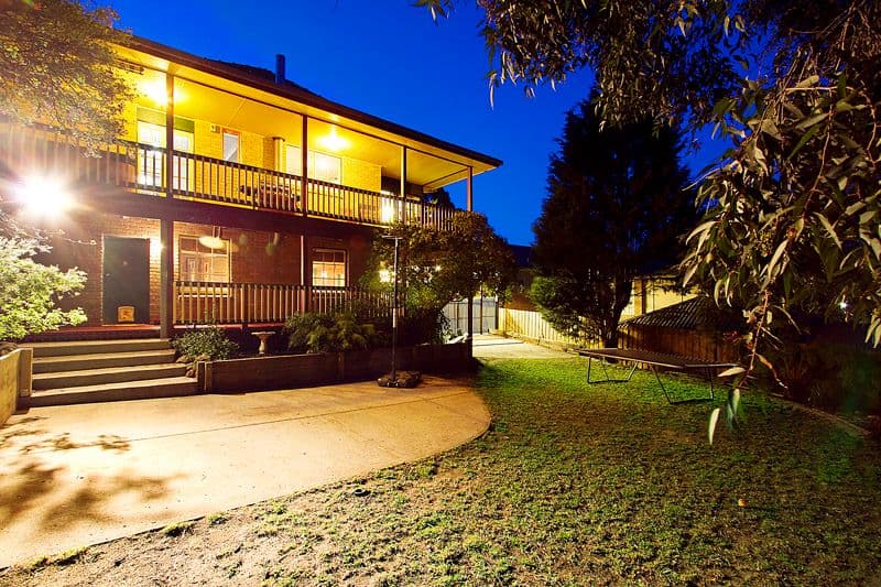2 Peachwood Rise, DONCASTER EAST VIC 3109, Doncaster East - Thumbnail 5