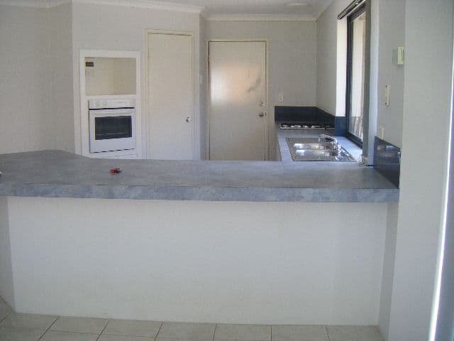 165 Fisher Street, ROCKINGHAM WA 6168, Rockingham - Thumbnail 2