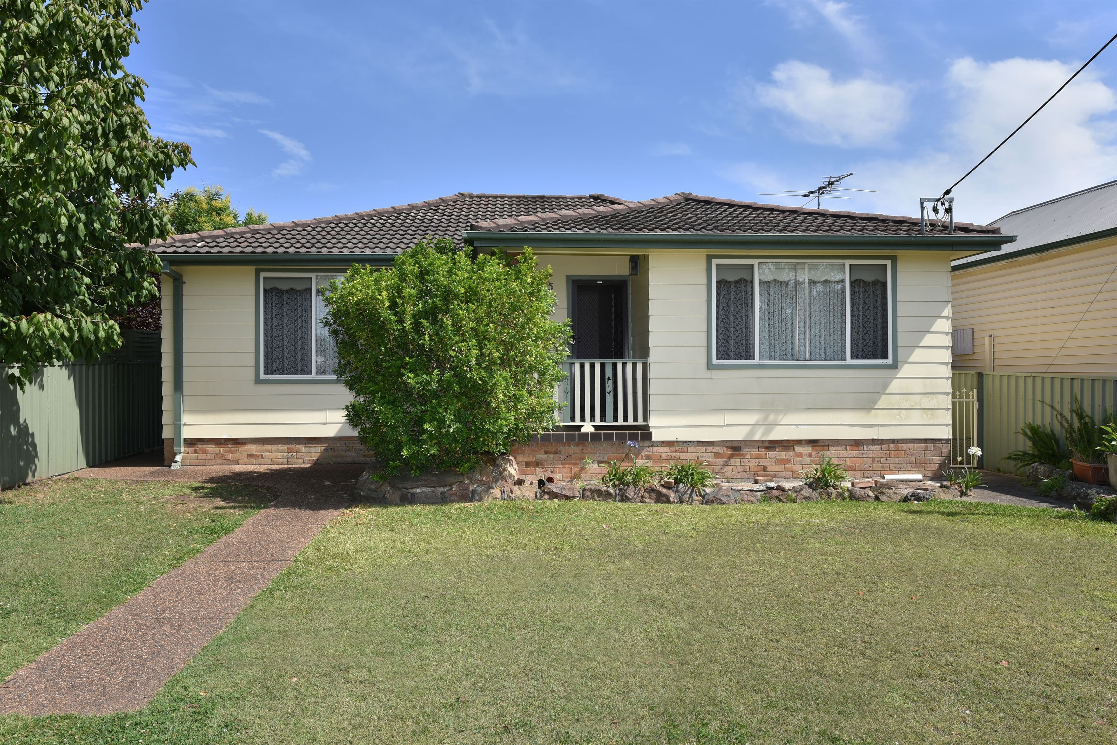 35 Maitland Street, Kurri Kurri - Image 1
