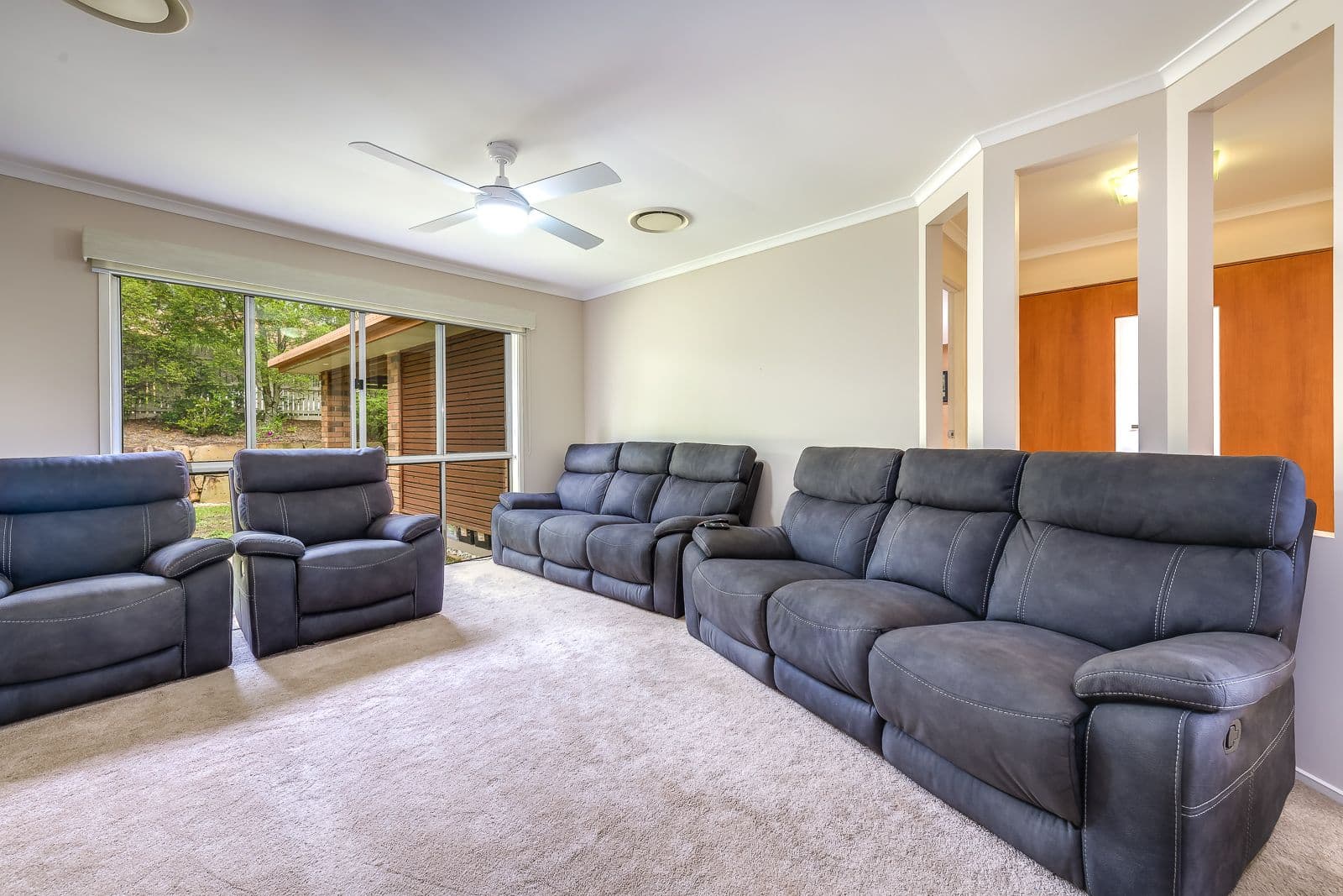 7 Glendale Place, Helensvale QLD 4212, Helensvale - Thumbnail 3