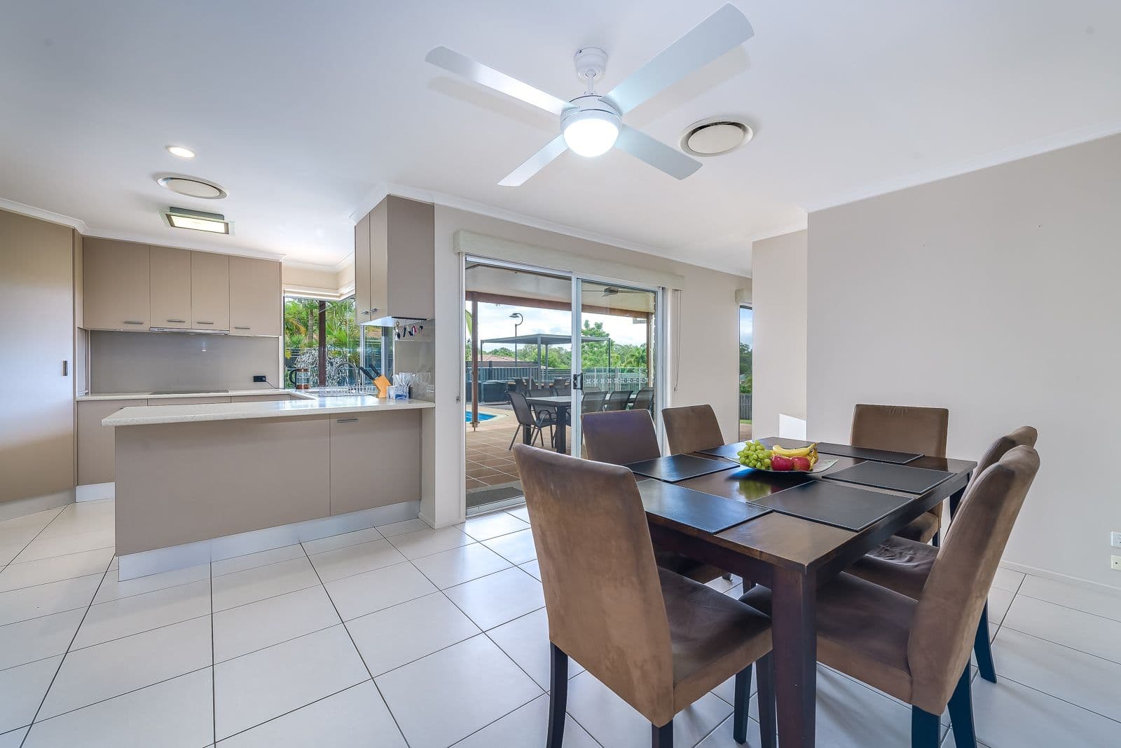 7 Glendale Place, Helensvale QLD 4212, Helensvale - Thumbnail 6