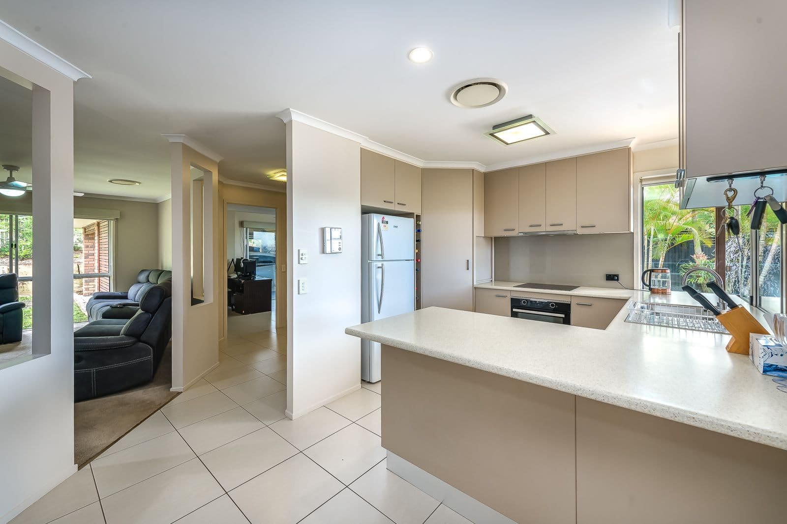 7 Glendale Place, Helensvale QLD 4212, Helensvale - Thumbnail 8