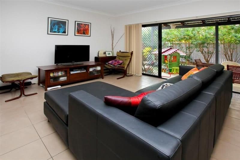 58 Gustavson Street, ANNERLEY QLD 4103, Annerley - Thumbnail 2
