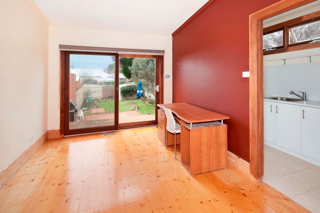 5 Young Street, GOLDEN POINT VIC 3350, Golden Point - Thumbnail 6