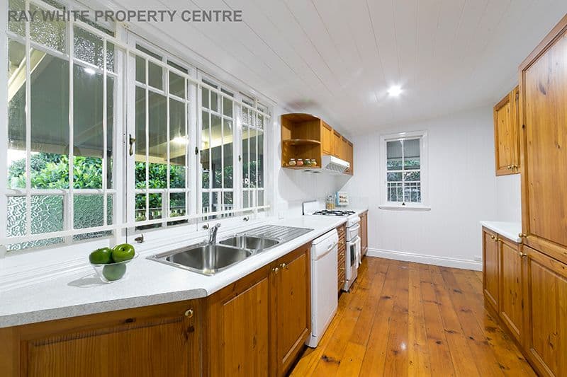 15 Hanworth Street, East Brisbane QLD 4169, East Brisbane - Thumbnail 8