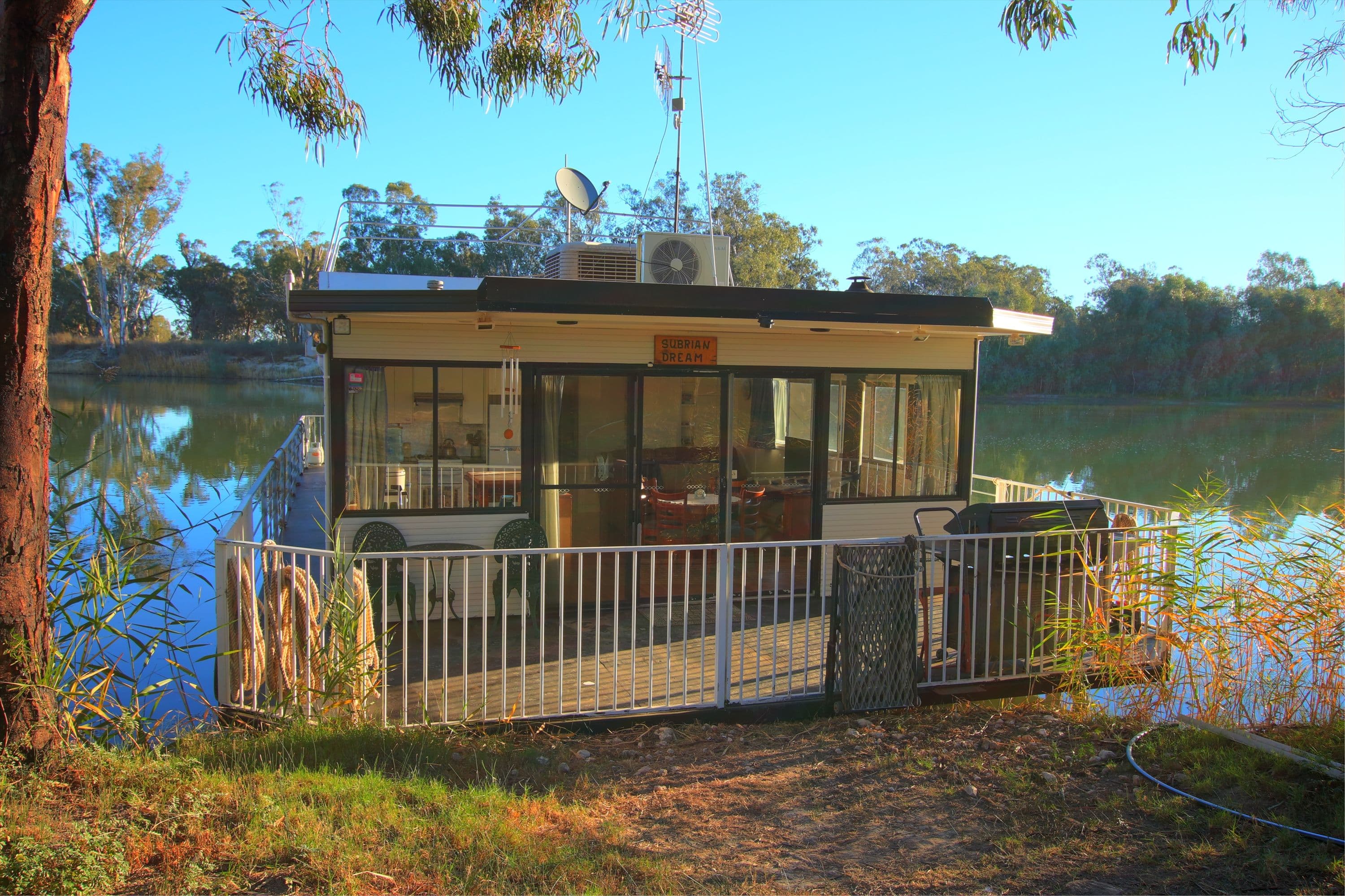 Houseboat 1 Herons Bend Road, Overland Corner SA 5330, Overland Corner - Thumbnail 3