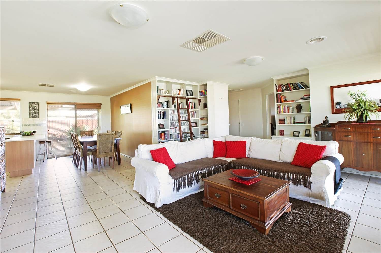 60 Gebbies Road, LARA VIC 3212, Lara - Thumbnail 2