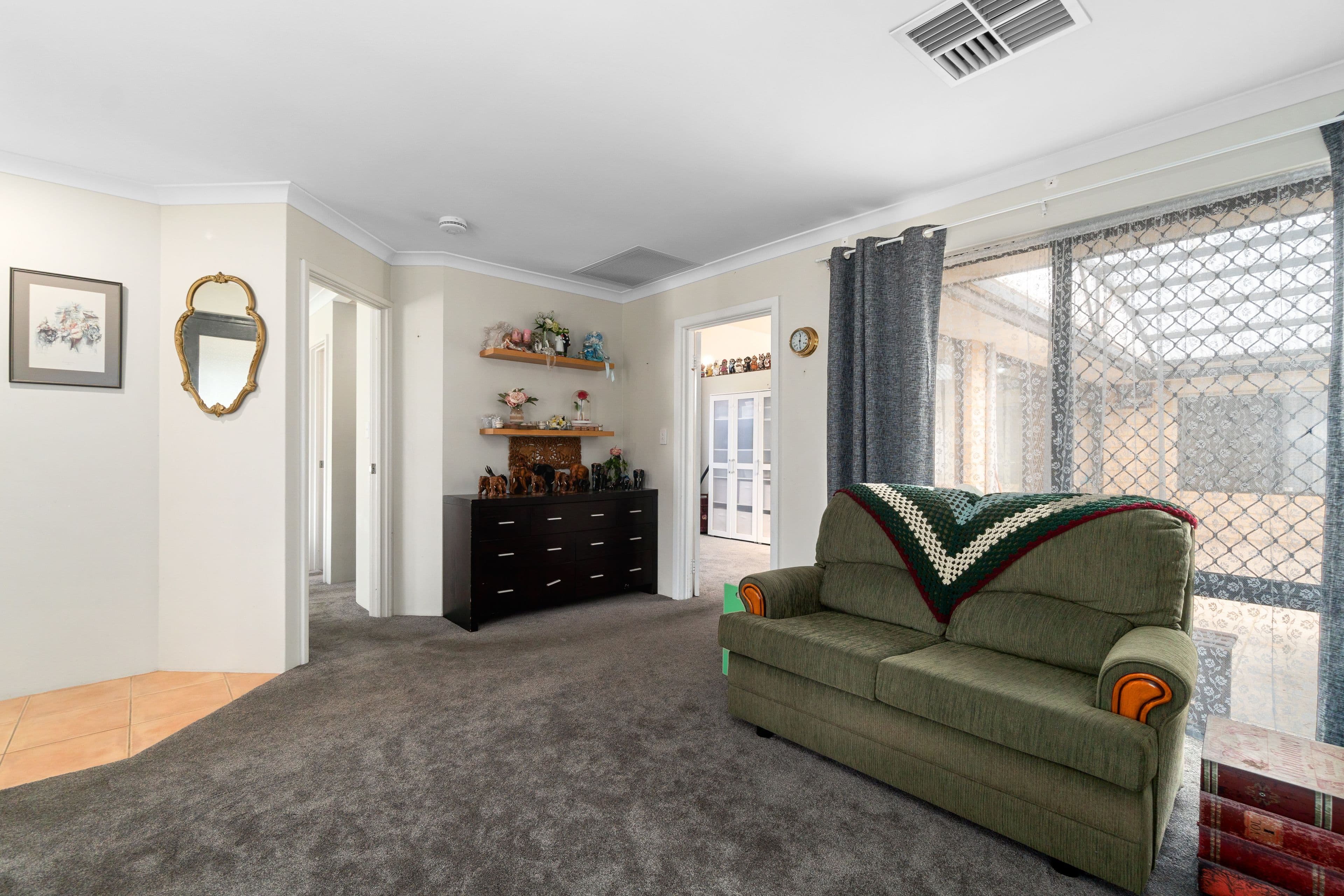 14 Kalyeeda Terrace, Ellenbrook WA 6069, Ellenbrook - Thumbnail 3