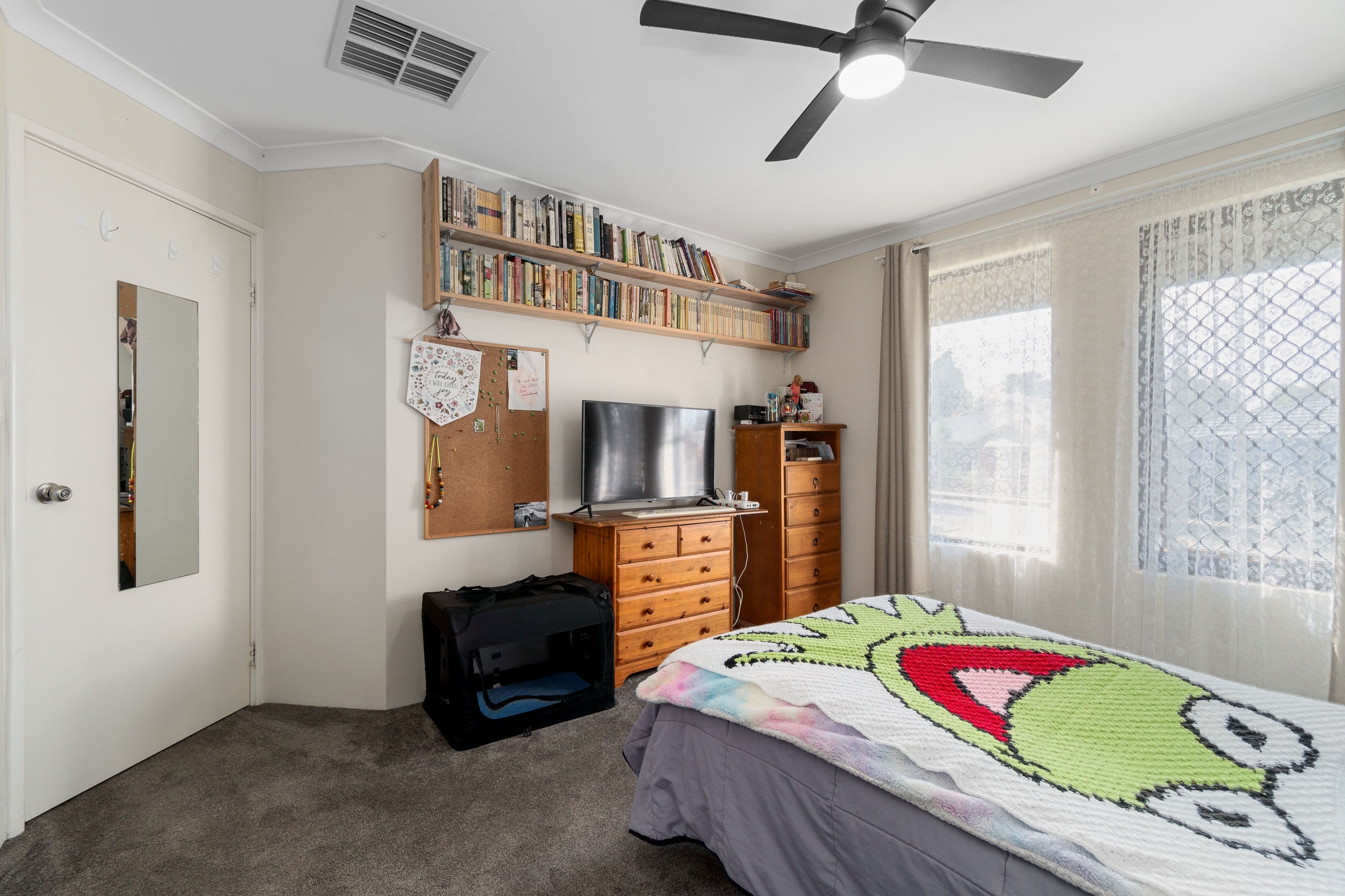 14 Kalyeeda Terrace, Ellenbrook WA 6069, Ellenbrook - Thumbnail 7