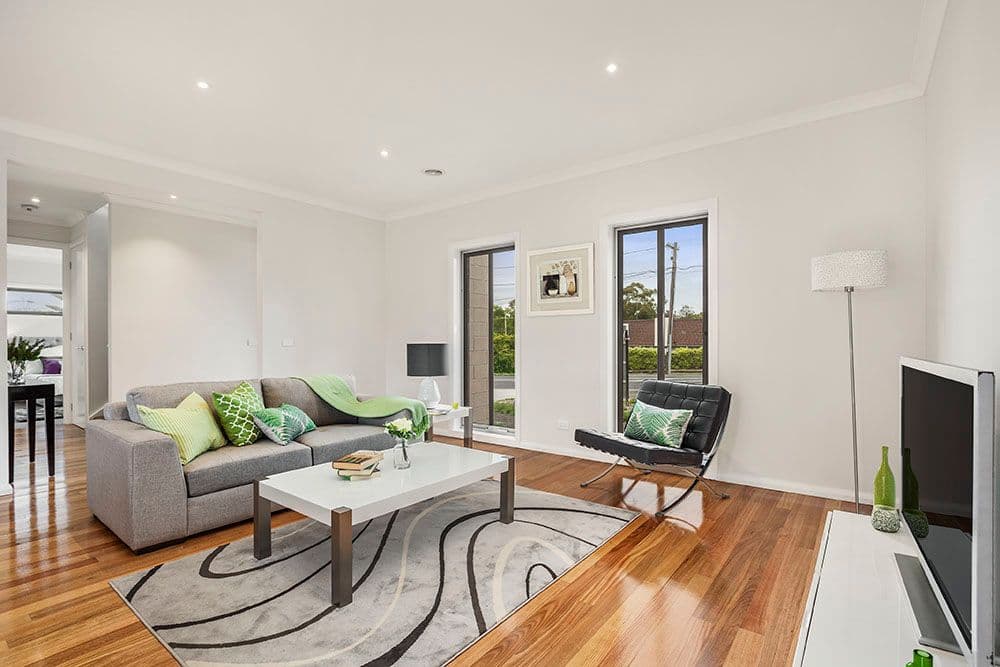 8 Parker Street, TEMPLESTOWE LOWER VIC 3107, Templestowe Lower - Thumbnail 2