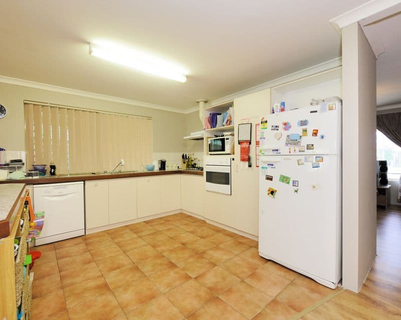 47 Orchid Avenue, BEECHBORO WA 6063, Beechboro - Thumbnail 3