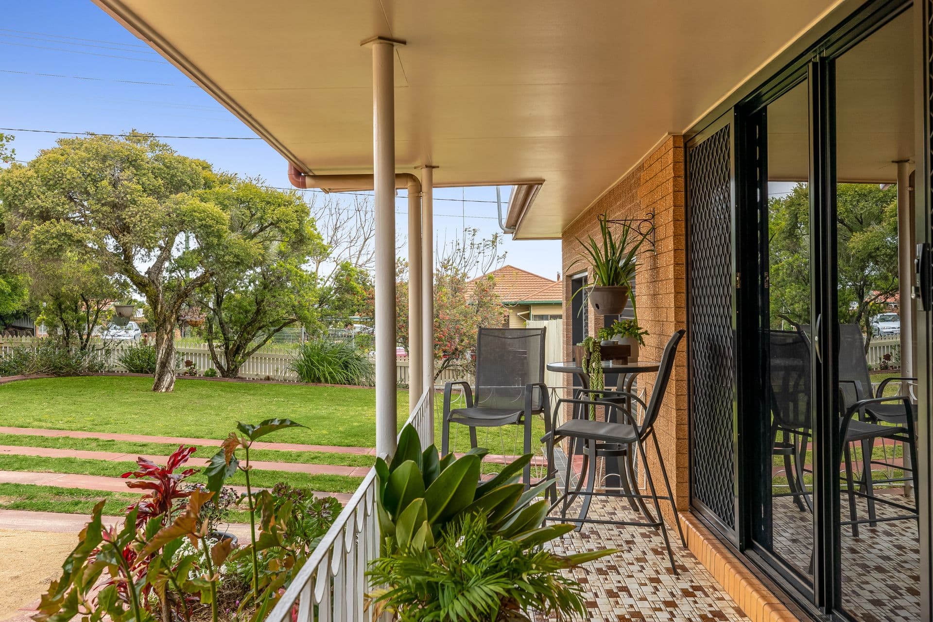 571 Greenwattle Street, Glenvale QLD 4350, Glenvale - Thumbnail 2