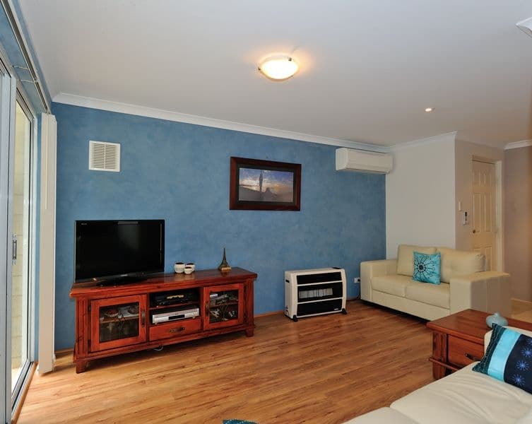 204 Kent Street, ROCKINGHAM WA 6168, Rockingham - Thumbnail 4