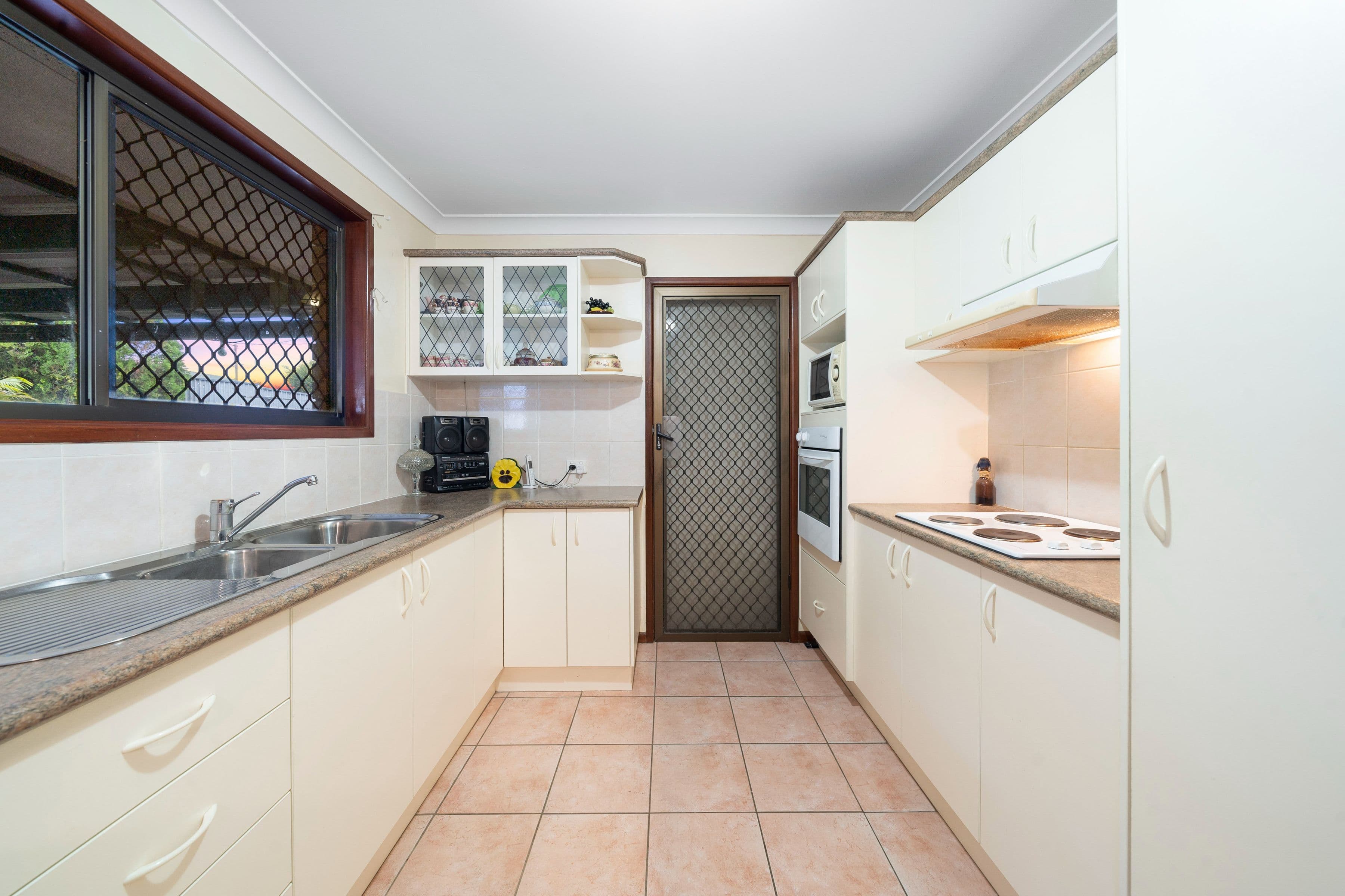 30 Lollard Street, Hillcrest QLD 4118, Hillcrest - Thumbnail 4