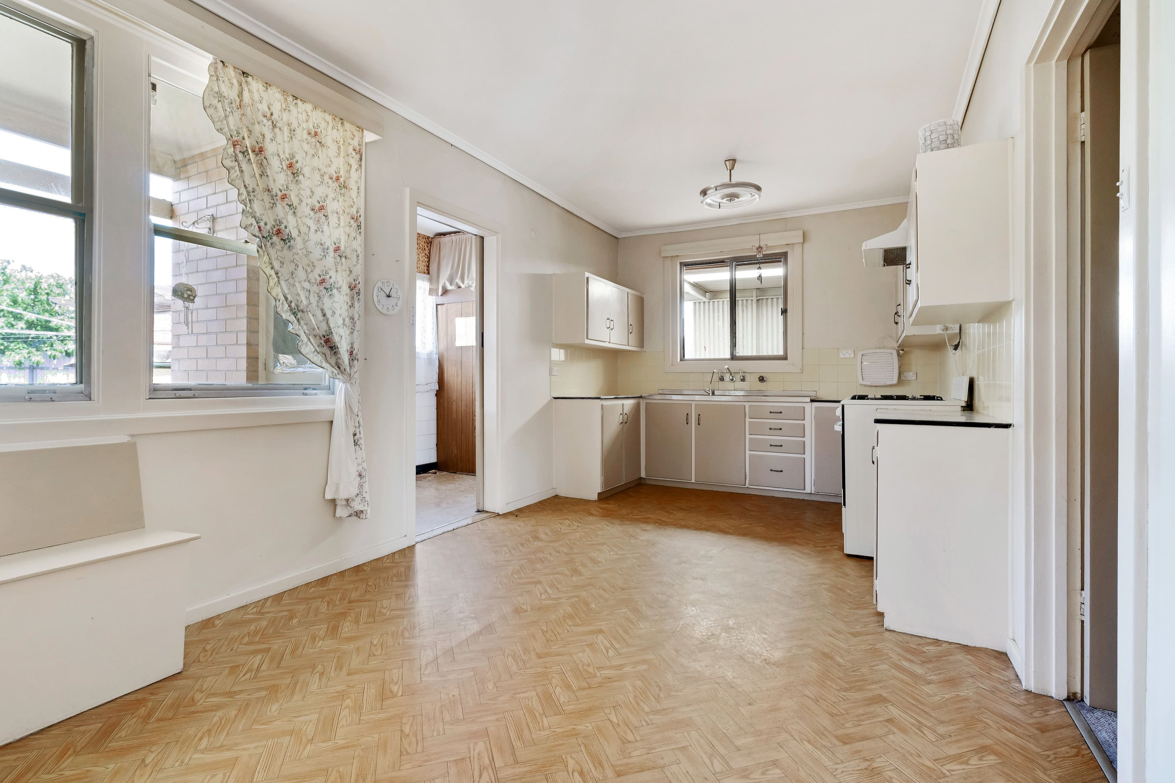 5 Lilac Avenue, Flinders Park SA 5025, Flinders Park - Thumbnail 6