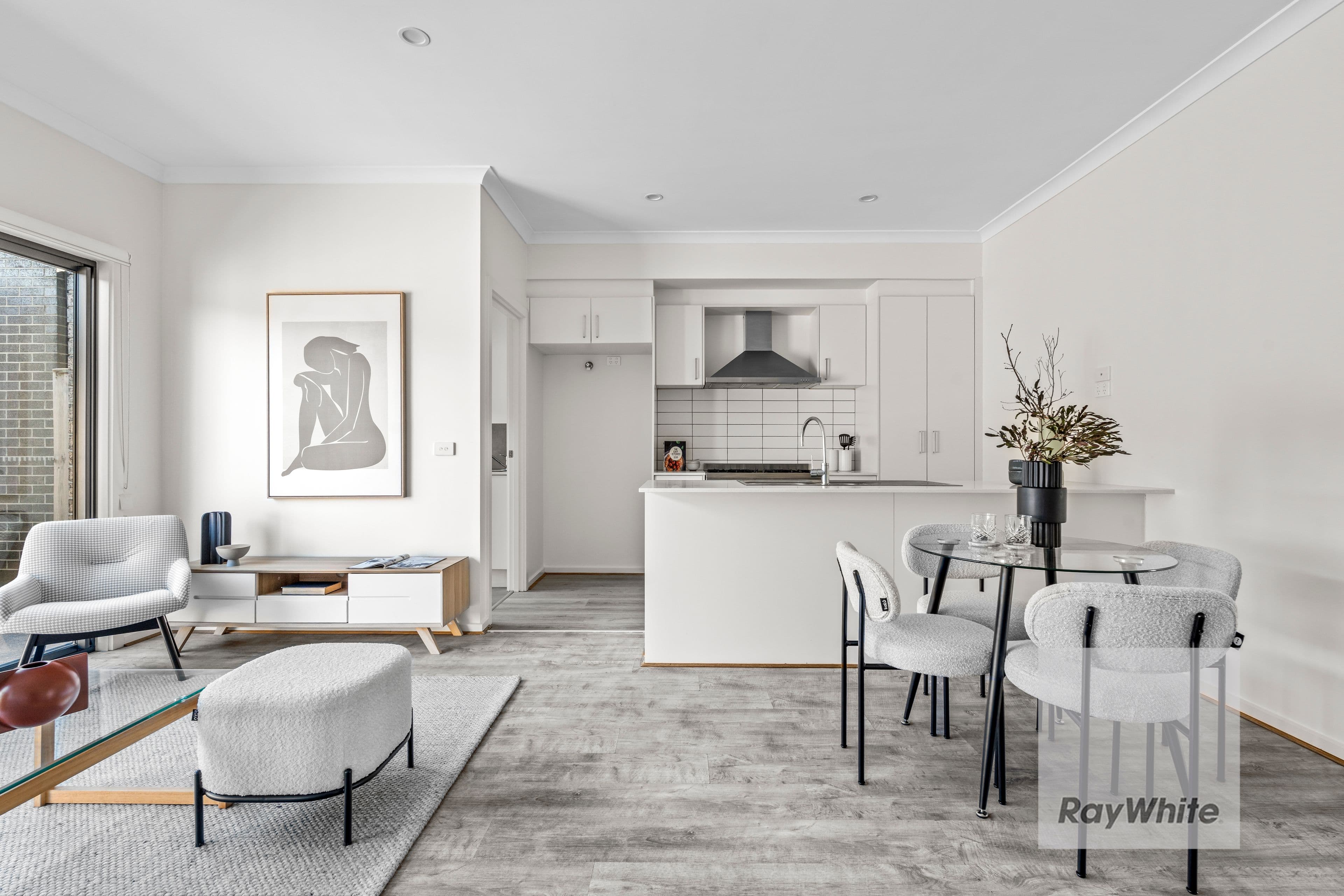 94 Macedon Parade, Wollert VIC 3750, Wollert - Thumbnail 2