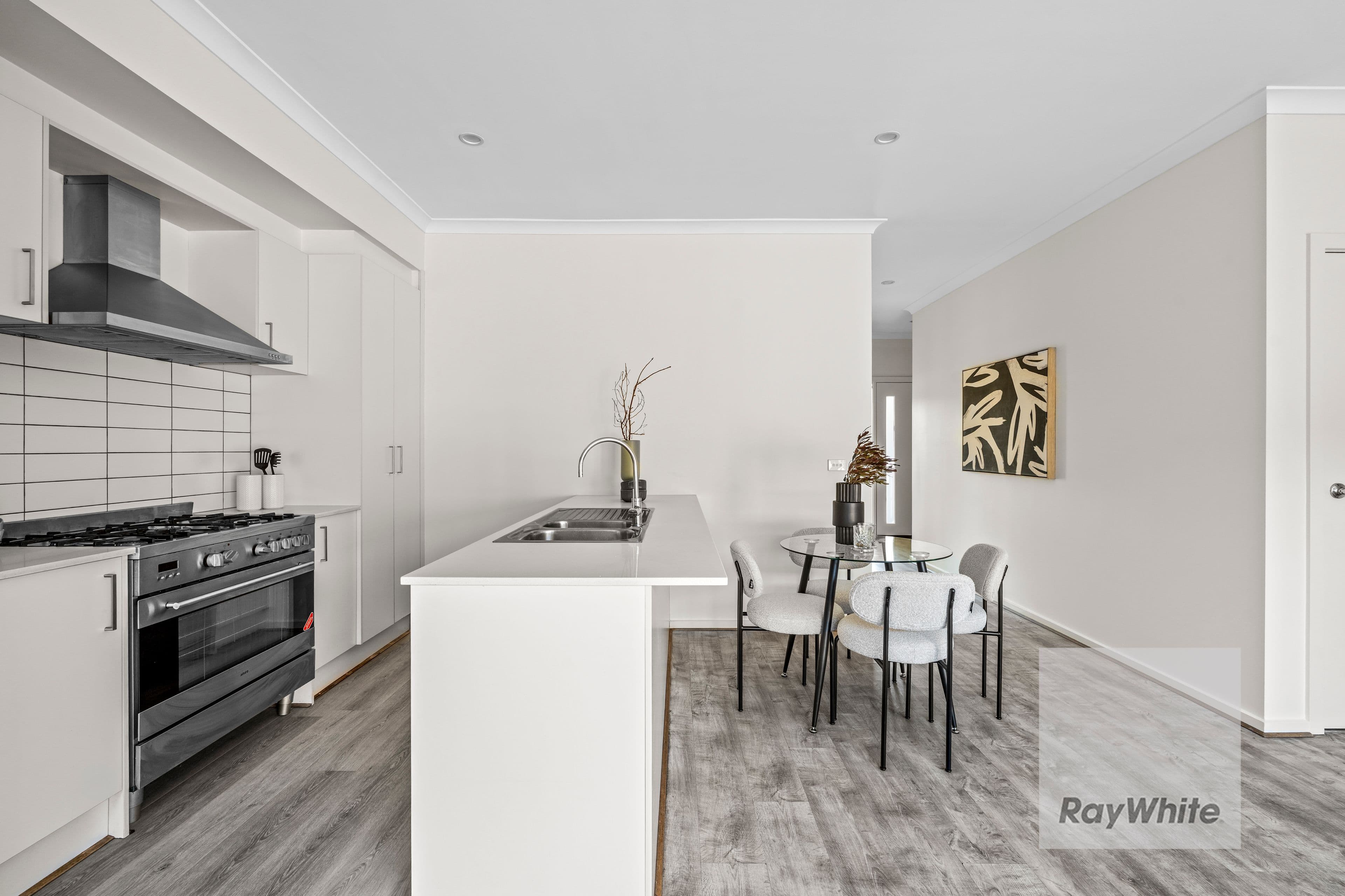 94 Macedon Parade, Wollert VIC 3750, Wollert - Thumbnail 5