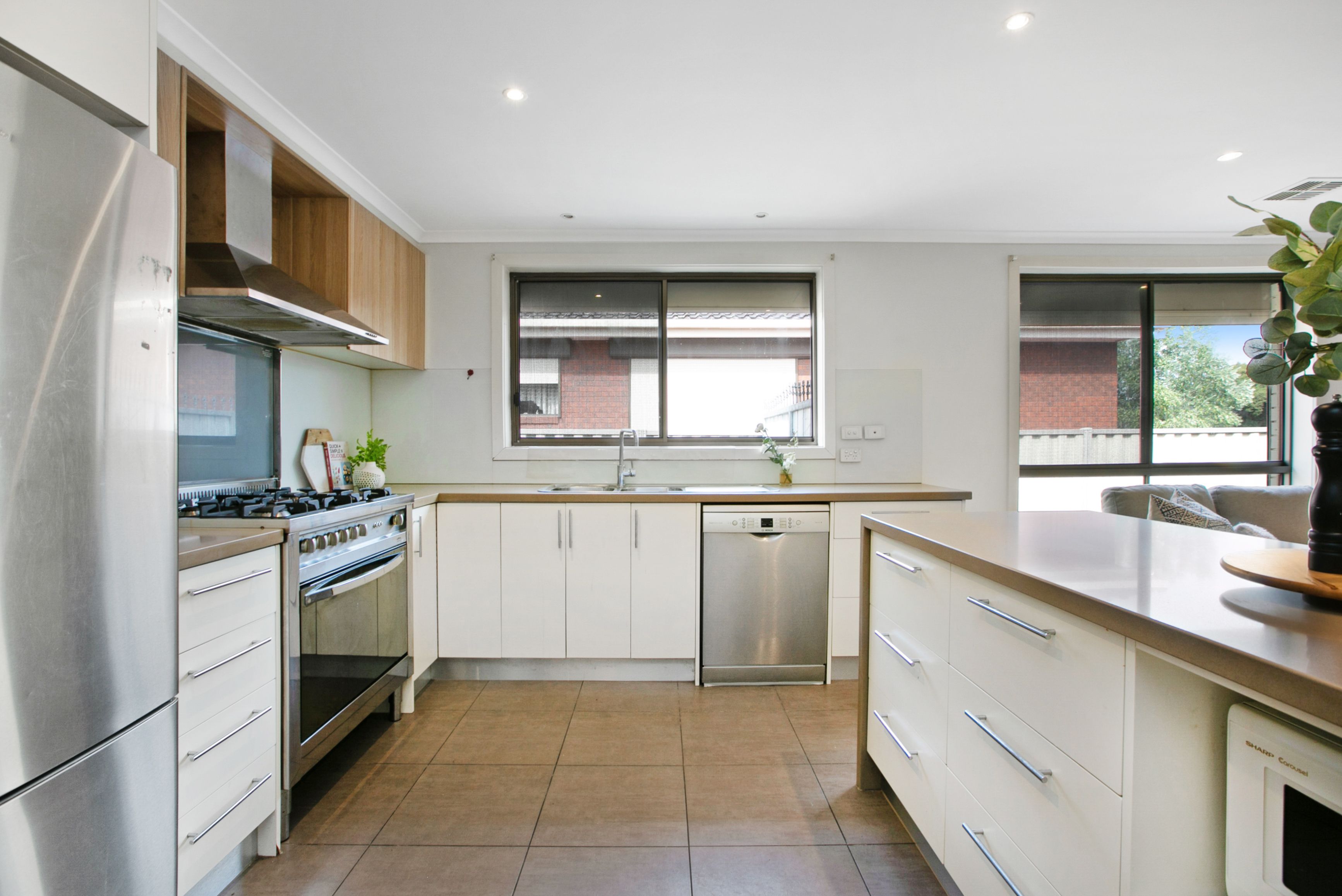 42 Bray Street, Reservoir VIC 3073, Reservoir - Thumbnail 6