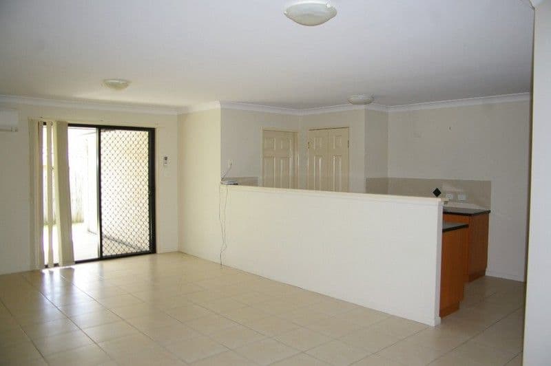 34 Bramble Crescent, DECEPTION BAY QLD 4508, Deception Bay - Thumbnail 2