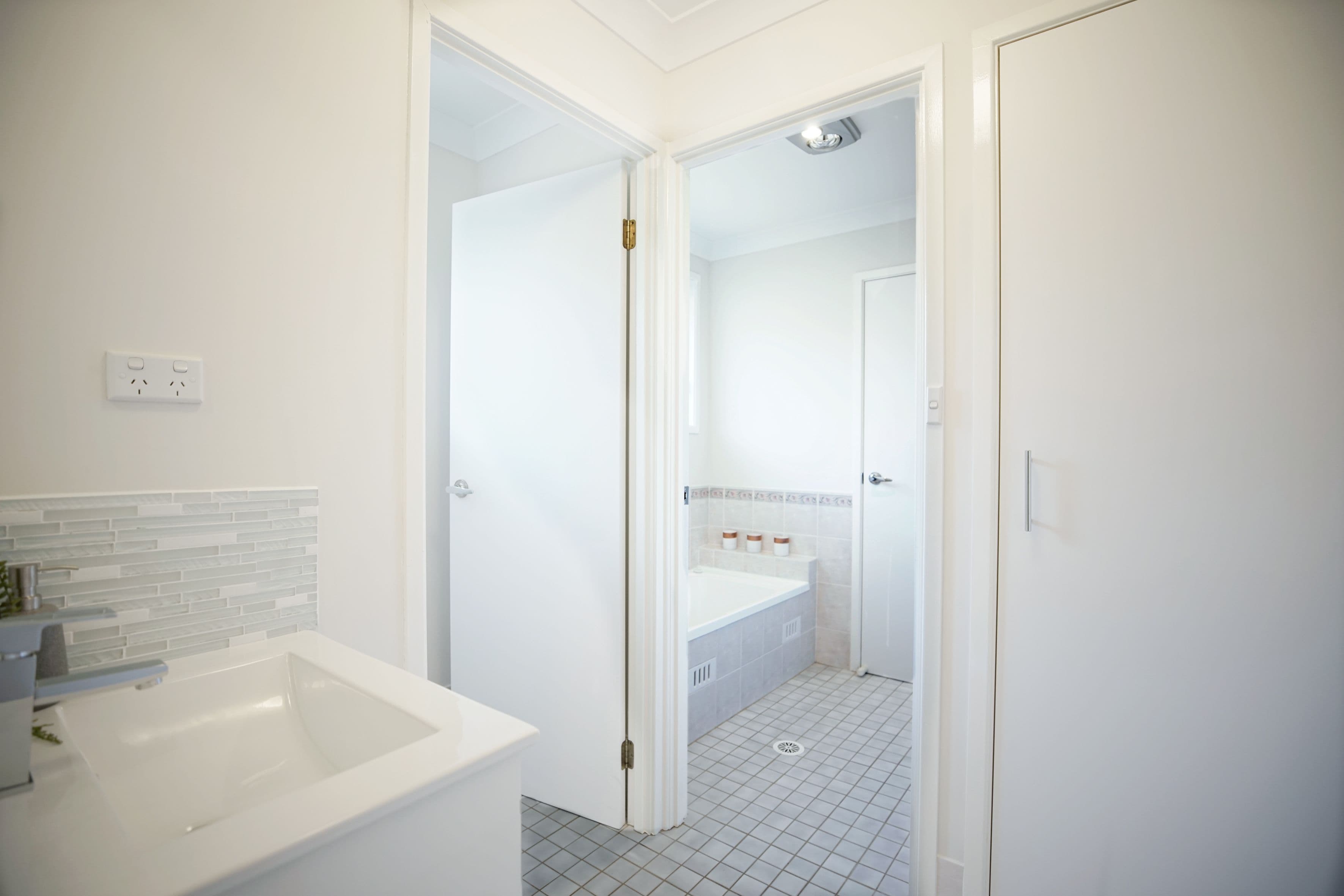 7 Spinosa Place, Glenmore Park - Thumbnail 3