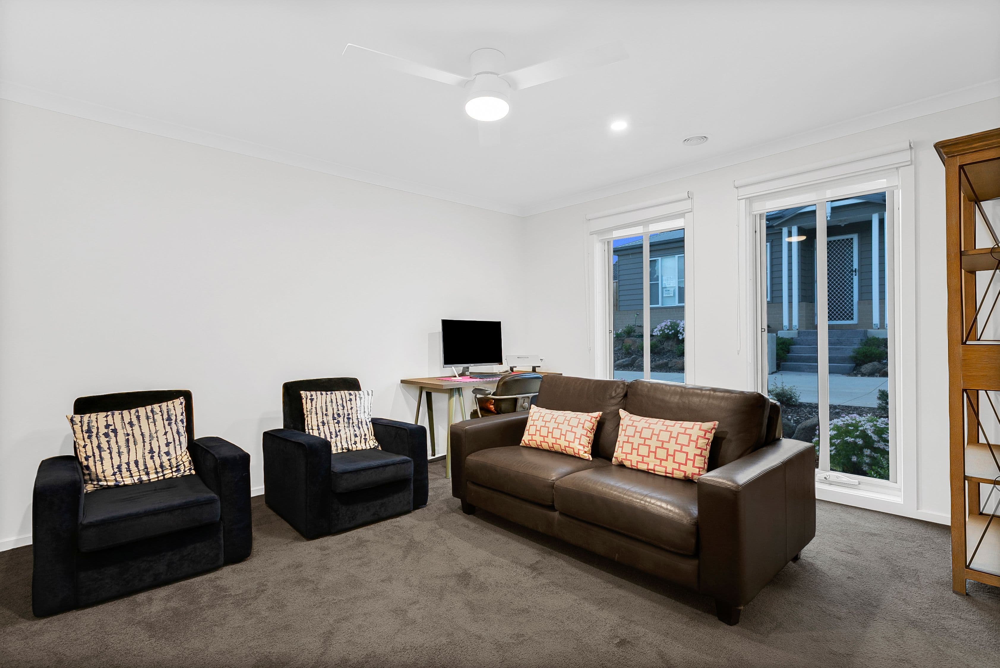 69 Coach Circuit, Pakenham VIC 3810, Pakenham - Thumbnail 4