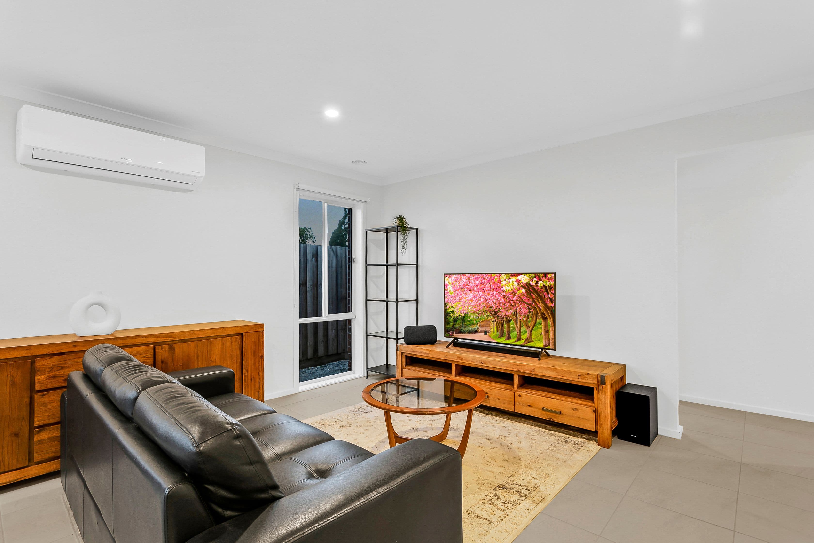 69 Coach Circuit, Pakenham VIC 3810, Pakenham - Thumbnail 5