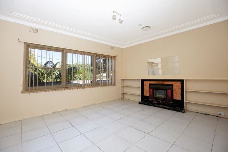 77 St Anns Street, Nowra - Thumbnail 2