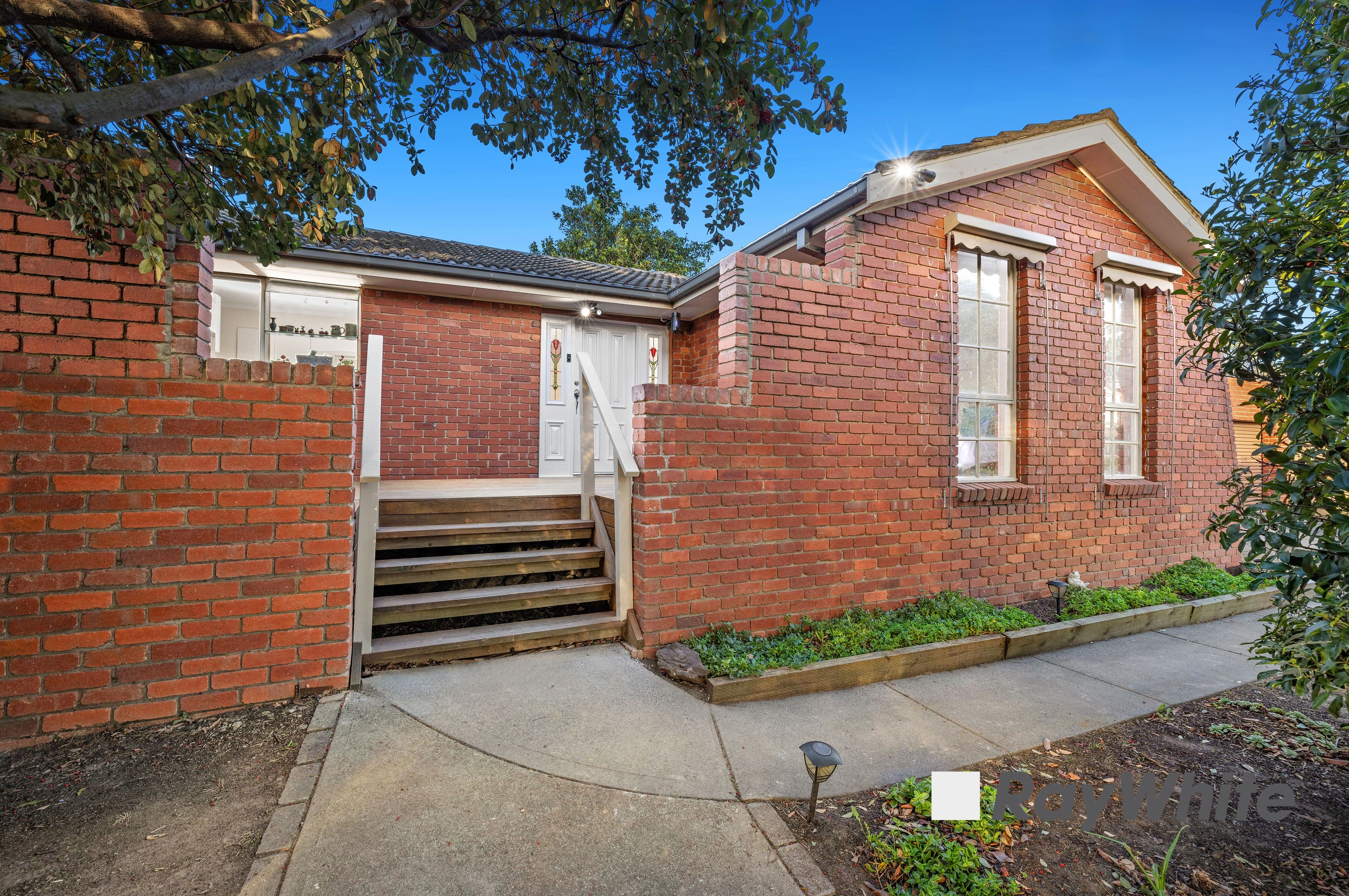 16 Rearden Close, Endeavour Hills VIC 3802, Endeavour Hills - Image 1