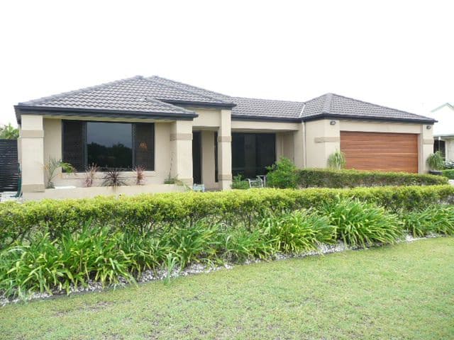 18 Brittany Drive, OXENFORD QLD 4210, Oxenford - Image 1