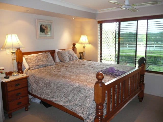 18 Brittany Drive, OXENFORD QLD 4210, Oxenford - Thumbnail 5