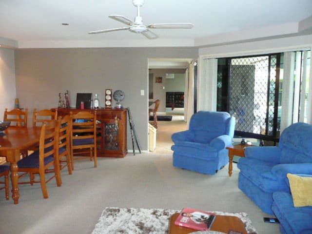 18 Brittany Drive, OXENFORD QLD 4210, Oxenford - Thumbnail 8