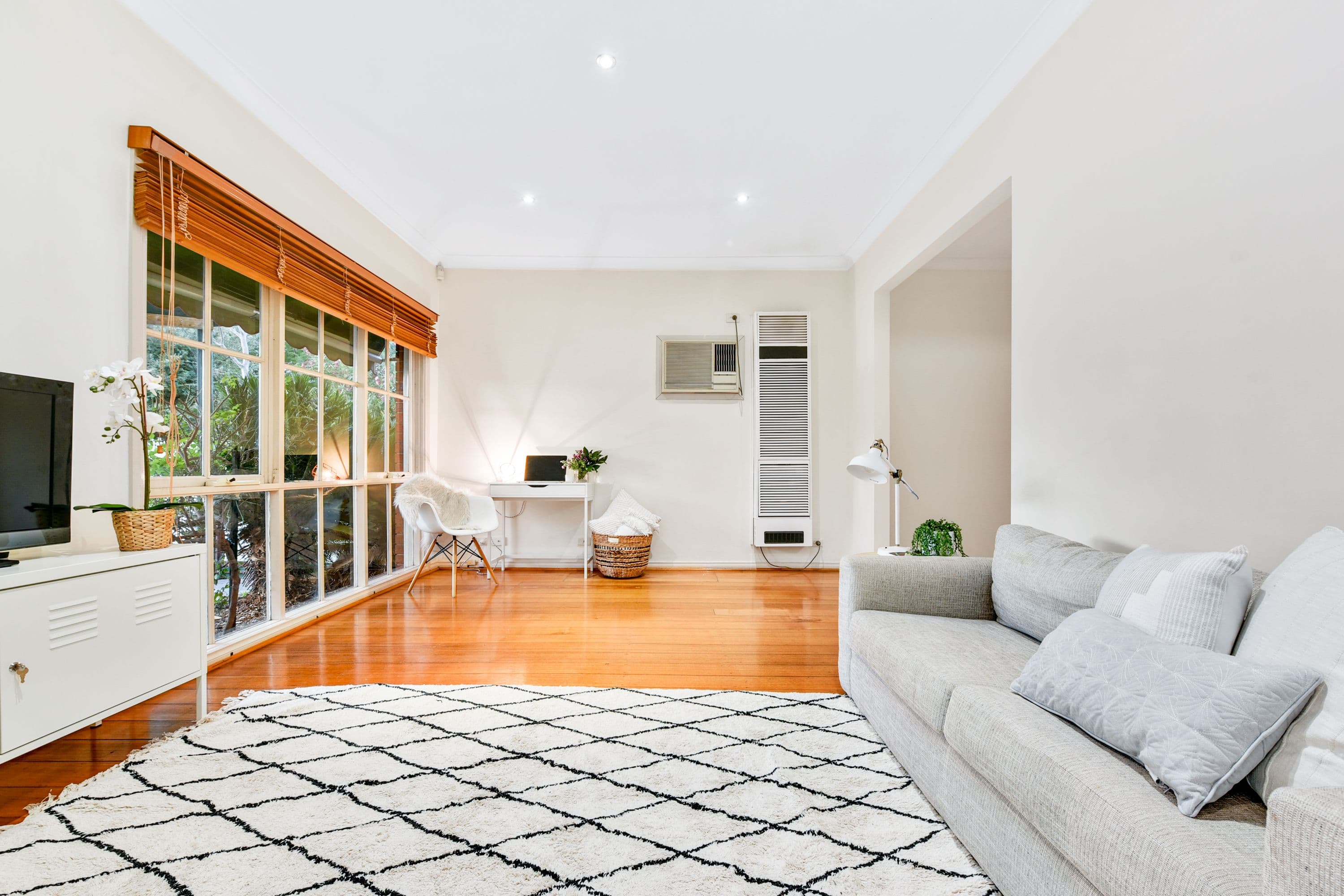 16 Renver Road, Clayton VIC 3168, Clayton - Thumbnail 4