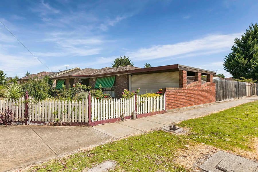 120 Barries Road, MELTON VIC 3337, Melton - Thumbnail 2