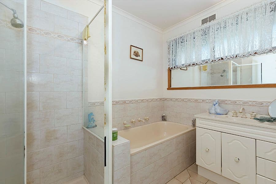 120 Barries Road, MELTON VIC 3337, Melton - Thumbnail 8