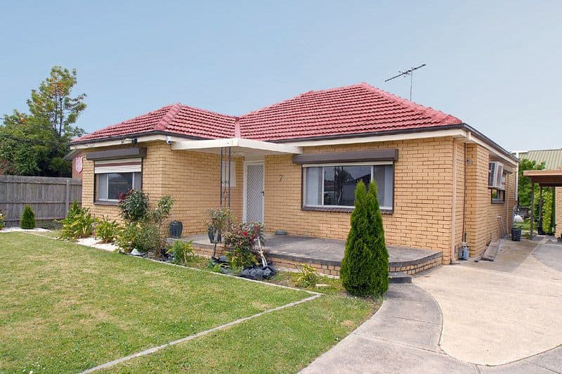 7 View Road, SPRINGVALE VIC 3171, Springvale - Image 1