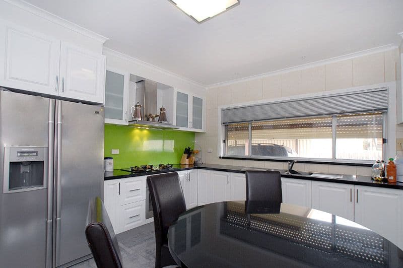 7 View Road, SPRINGVALE VIC 3171, Springvale - Thumbnail 2