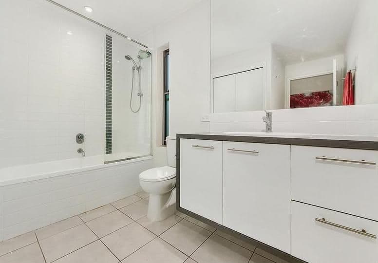 2-4 Riverwalk Avenue, Robina QLD 4226, Robina - Thumbnail 8