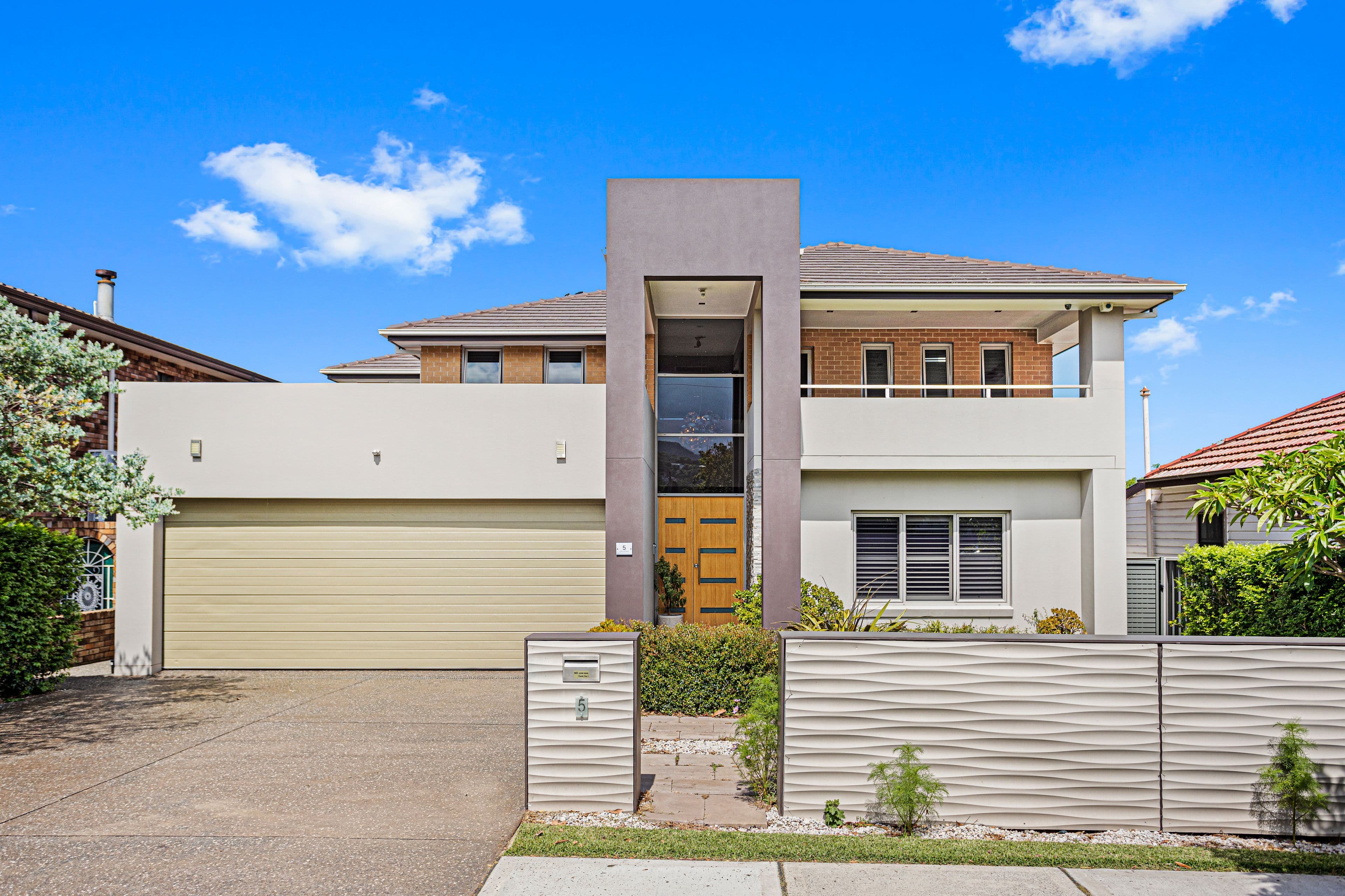 5 John Street, Gwynneville NSW 2500, Gwynneville - Image 1