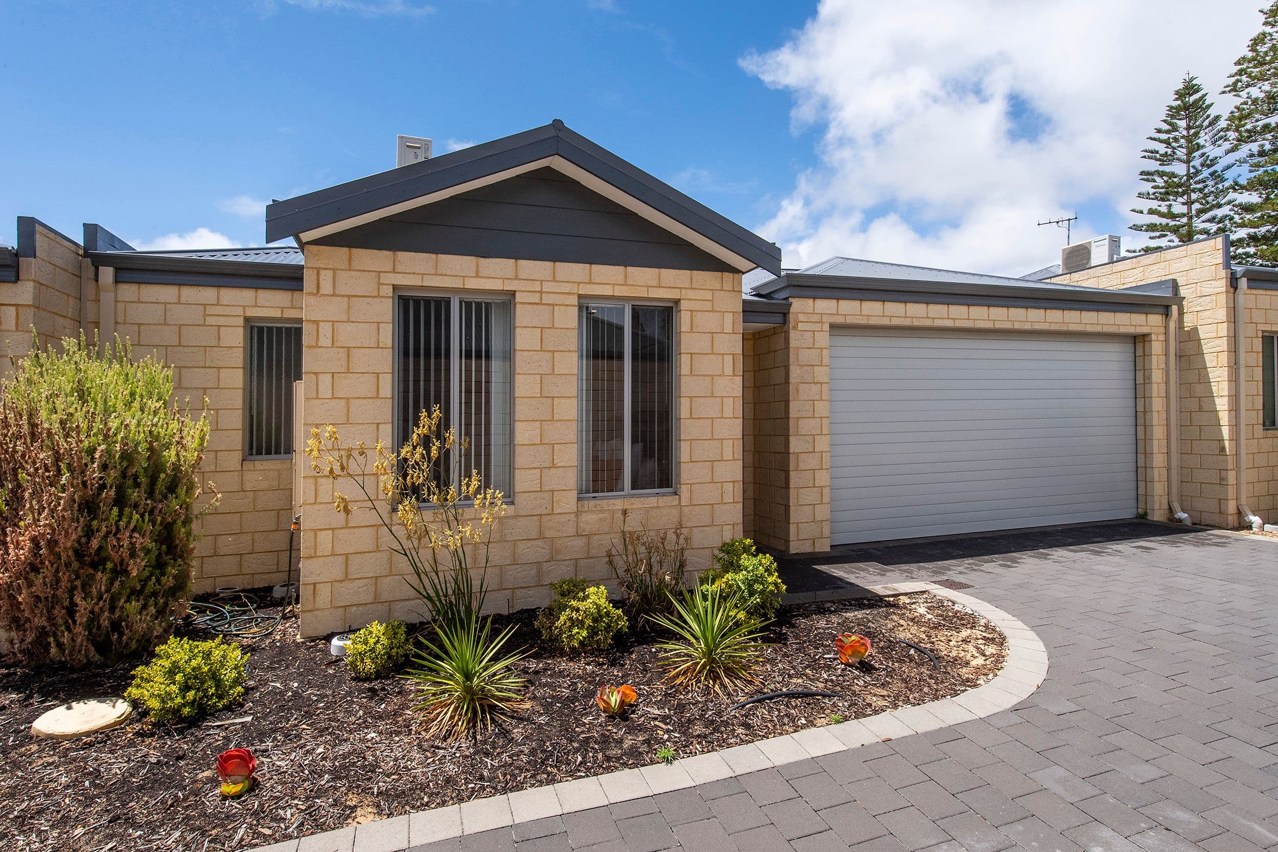10 George Street, Rockingham WA 6168, Rockingham - Image 1