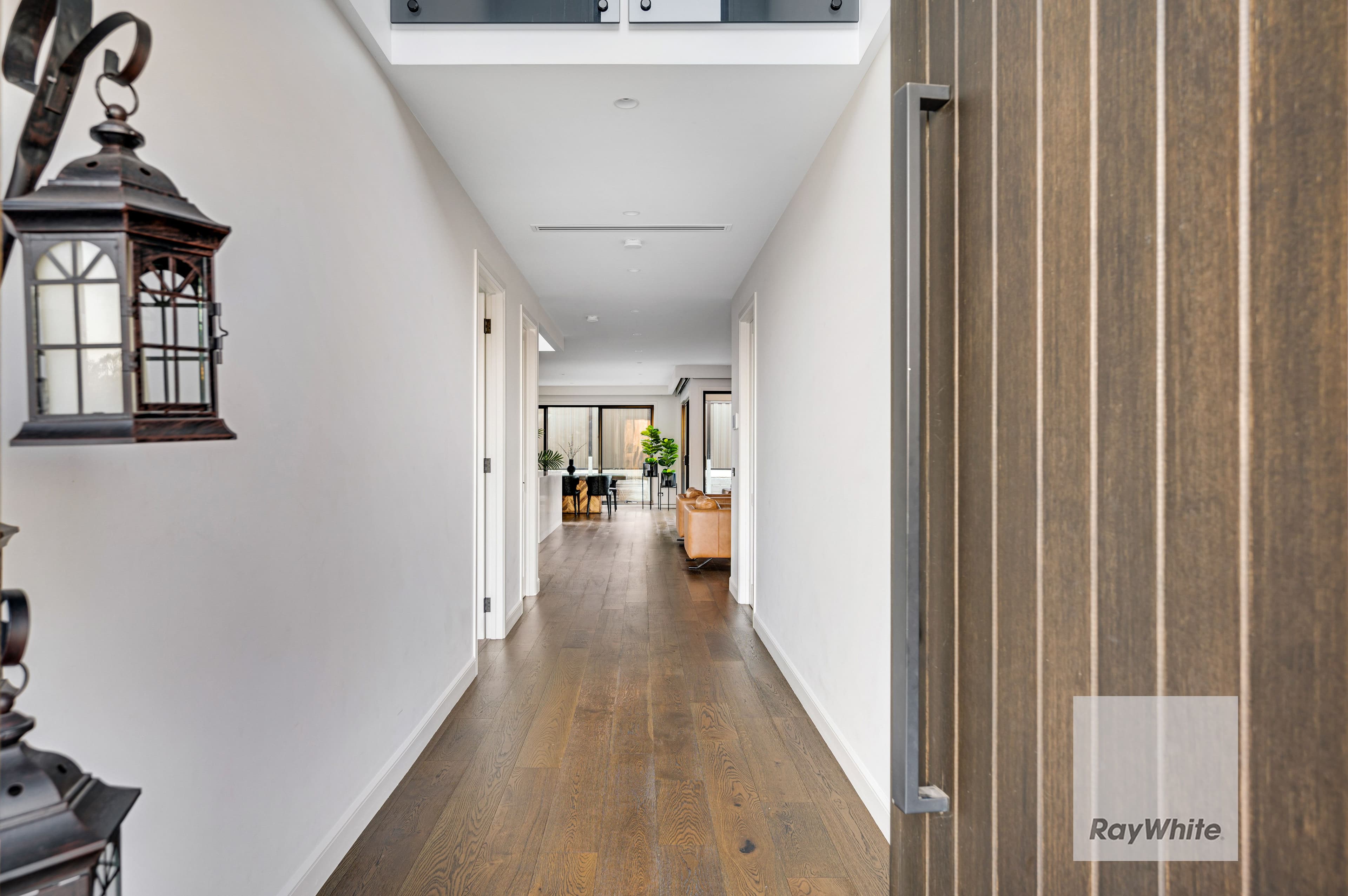 31 Crestwood Road, Greenvale VIC 3059, Greenvale - Thumbnail 2