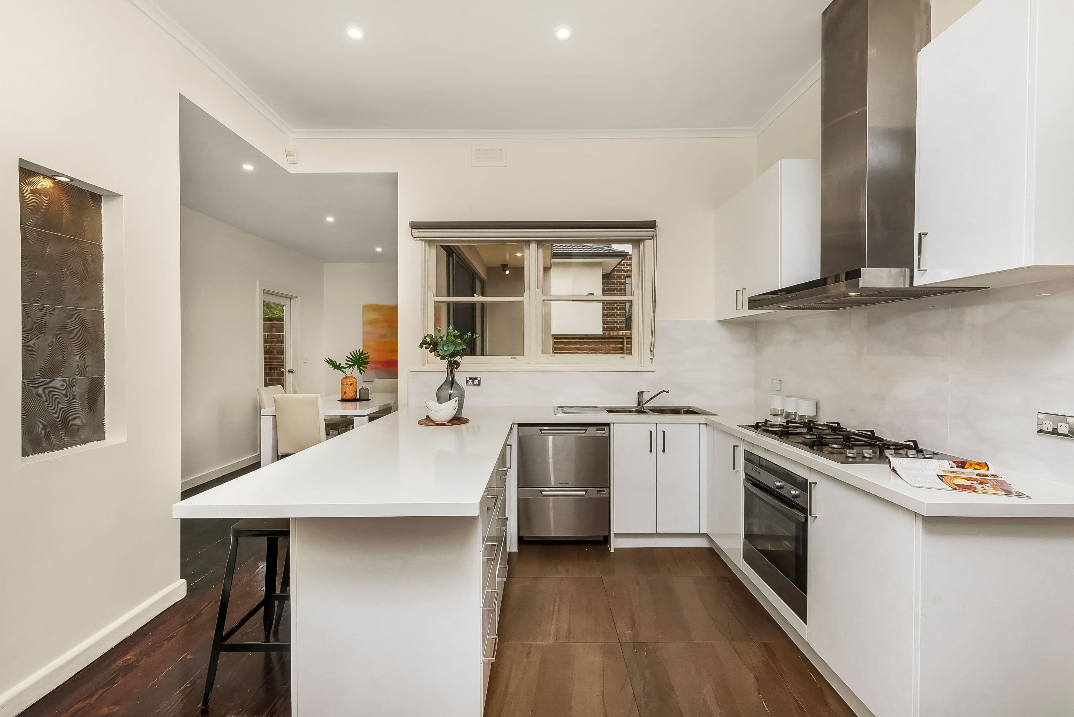 23 Ferntree Gully Road, Oakleigh - Thumbnail 3