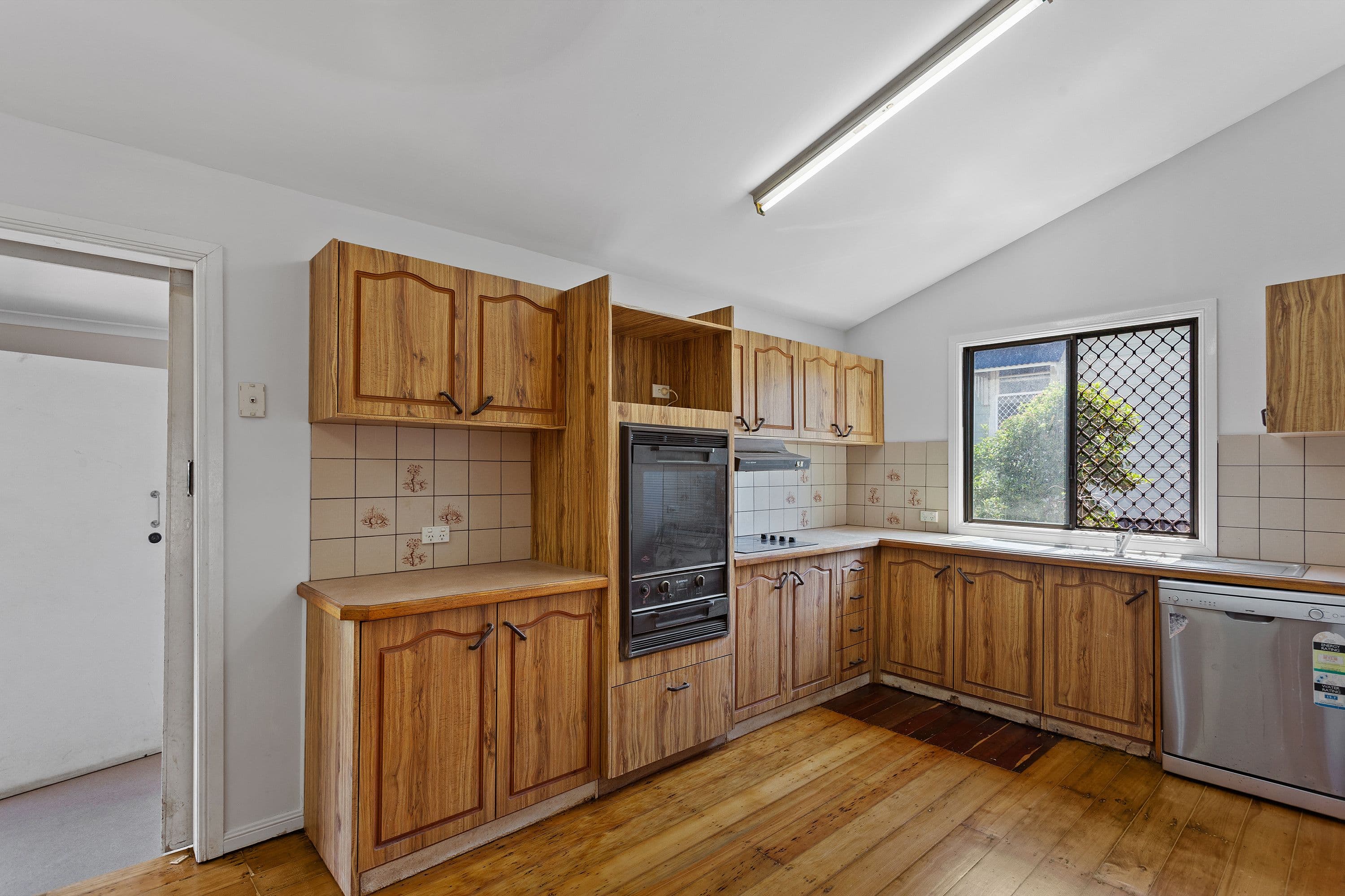 8 Vacy Street, Newtown QLD 4350, Newtown - Thumbnail 3