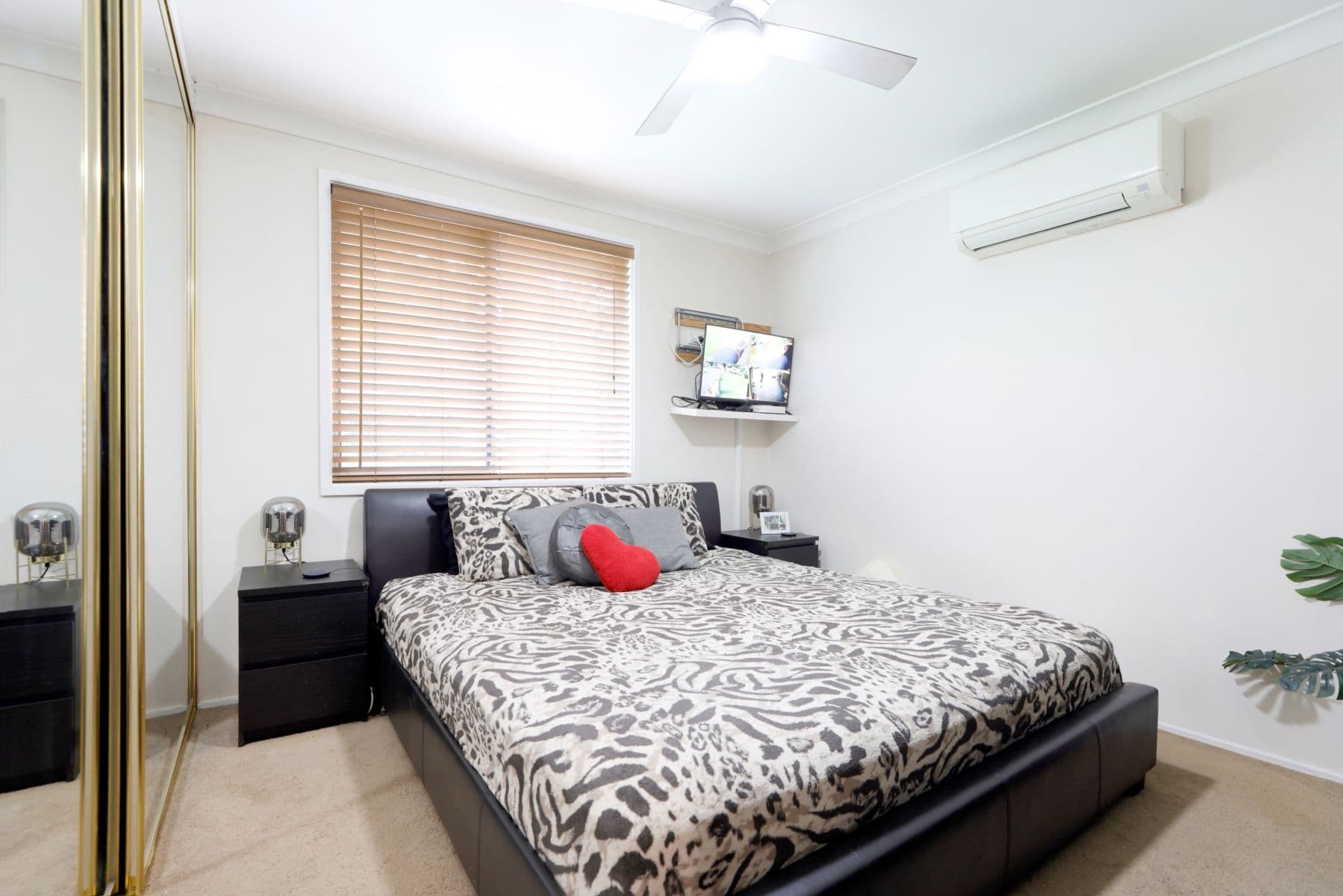10 & 10A Olliver Crescent, St Clair NSW 2759, St Clair - Thumbnail 4