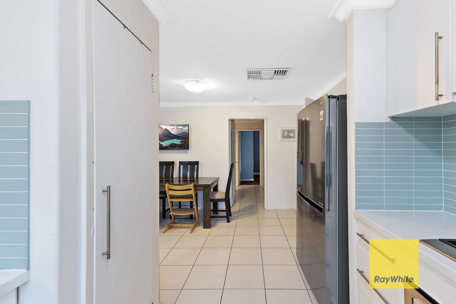 49 Connemara Drive, Thornlie WA 6108, Thornlie - Thumbnail 4