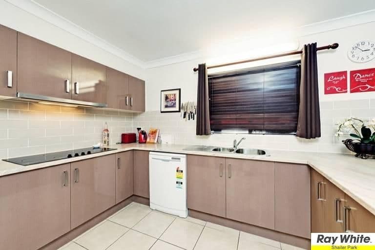 6 Narcamus Crescent, SHAILER PARK QLD 4128, Shailer Park - Thumbnail 5