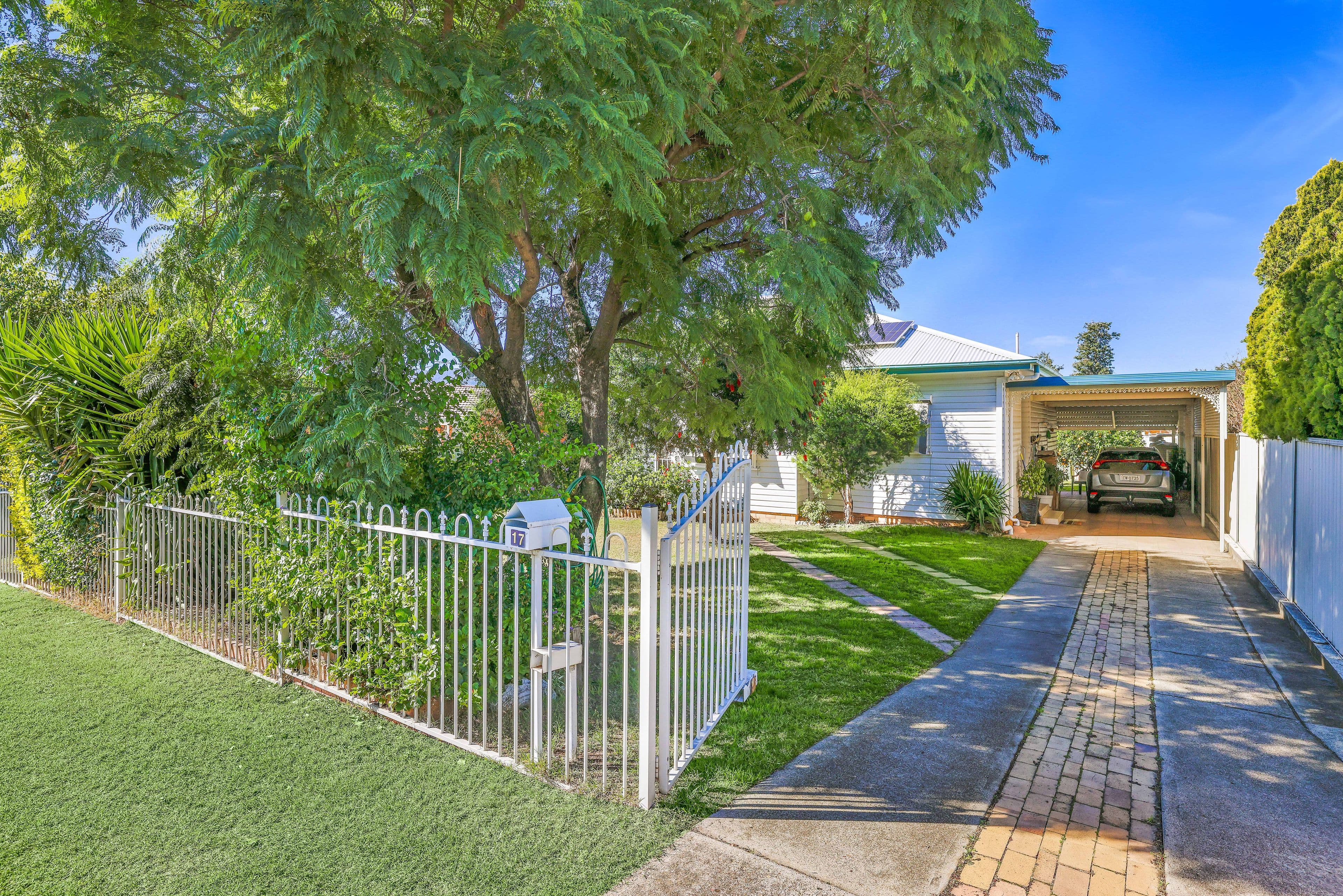 17 Hillvue Road, Tamworth NSW 2340, Tamworth - Thumbnail 8