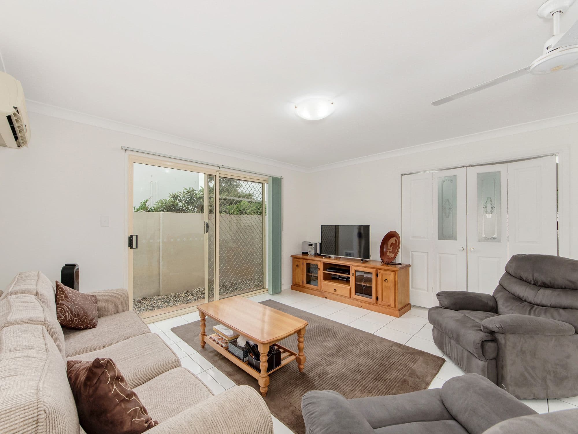 6 Oyster Cove Promenade, Helensvale QLD 4212, Helensvale - Thumbnail 3