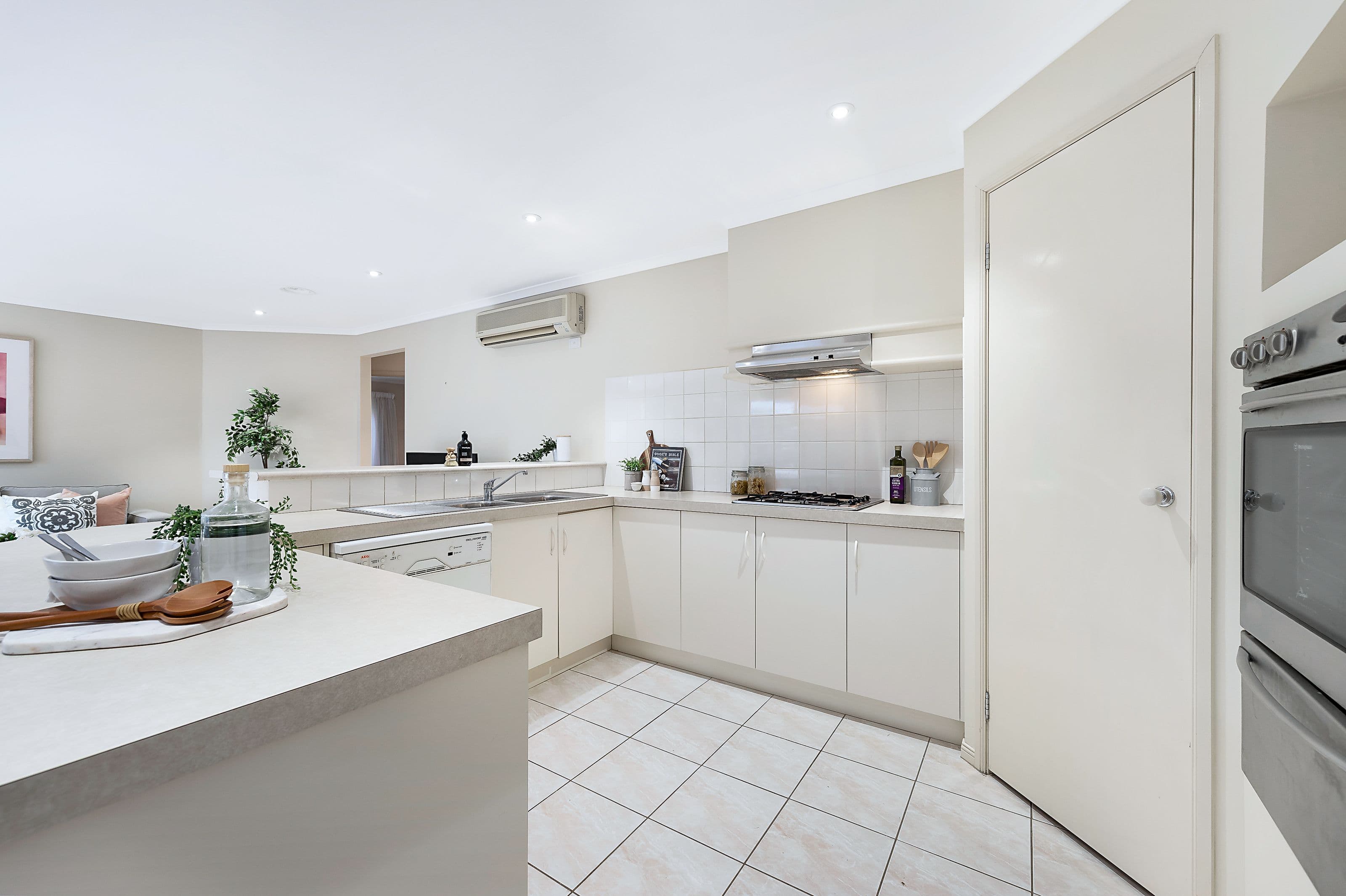 1 Cornish Road, Burwood East VIC 3151, Burwood East - Thumbnail 5
